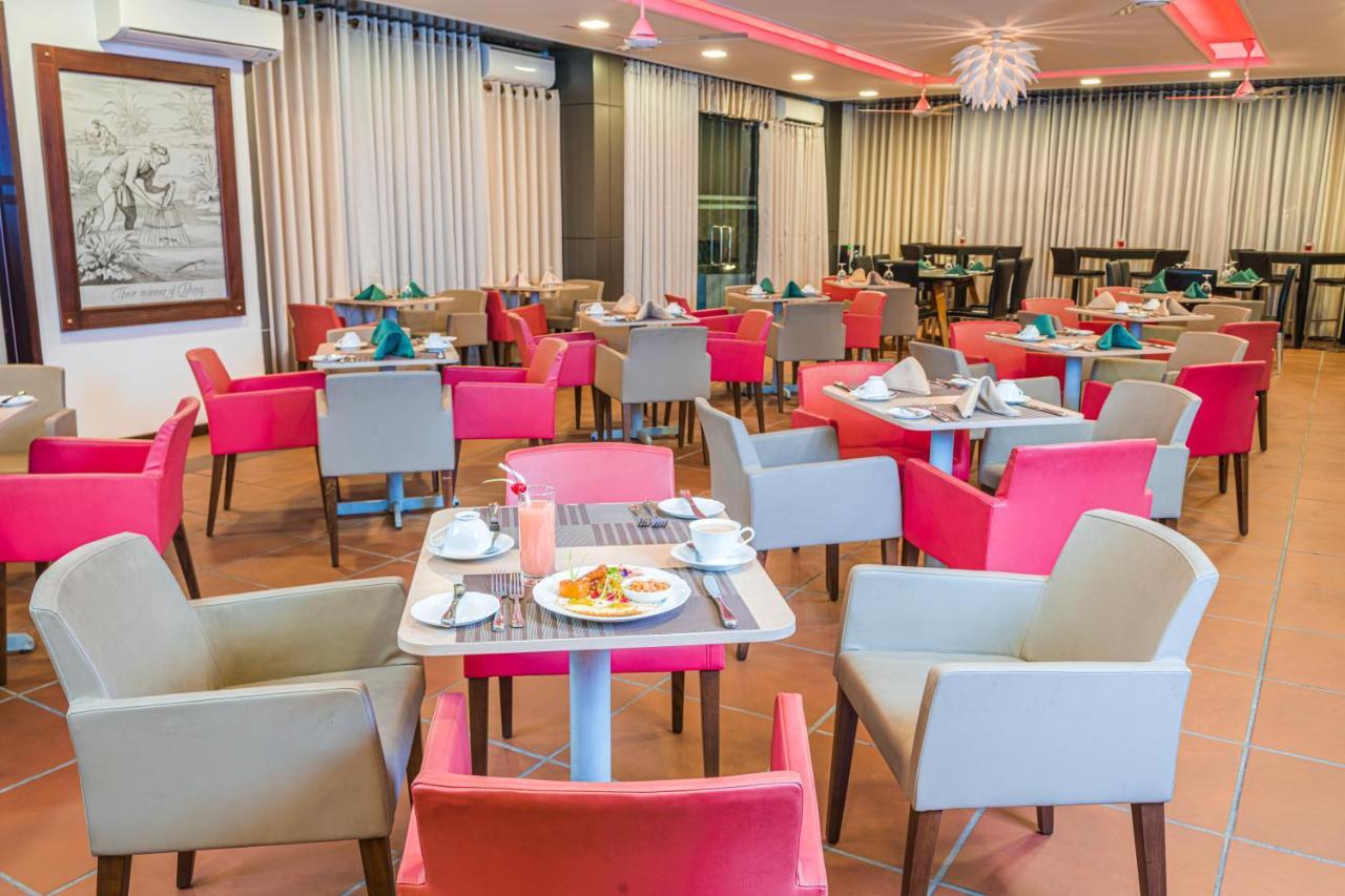 Earl'S Red Colombo Hotel Buitenkant foto