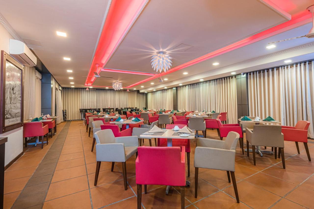 Earl'S Red Colombo Hotel Buitenkant foto