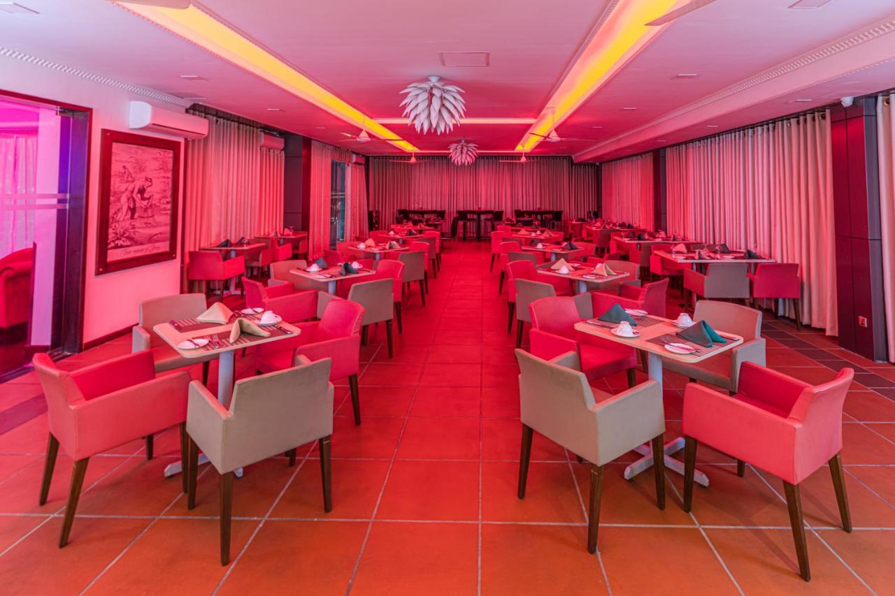 Earl'S Red Colombo Hotel Buitenkant foto