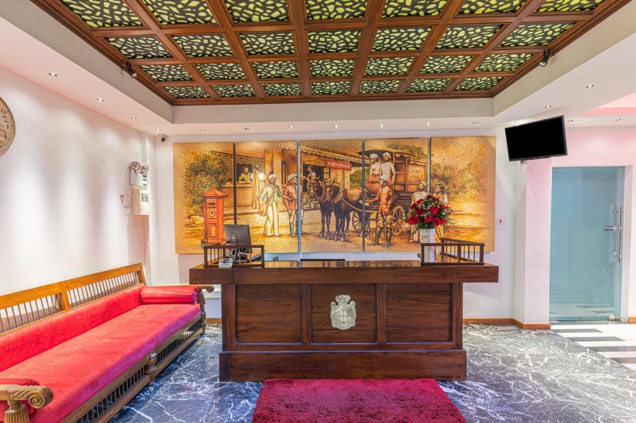Earl'S Red Colombo Hotel Buitenkant foto